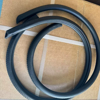 Automobile steel belt B- pillar cassette sealing strip door crack windproof modification whole vehicle noise reduction sound insulation seal windproof and dustproof (Vehicle Sealing Strip)
