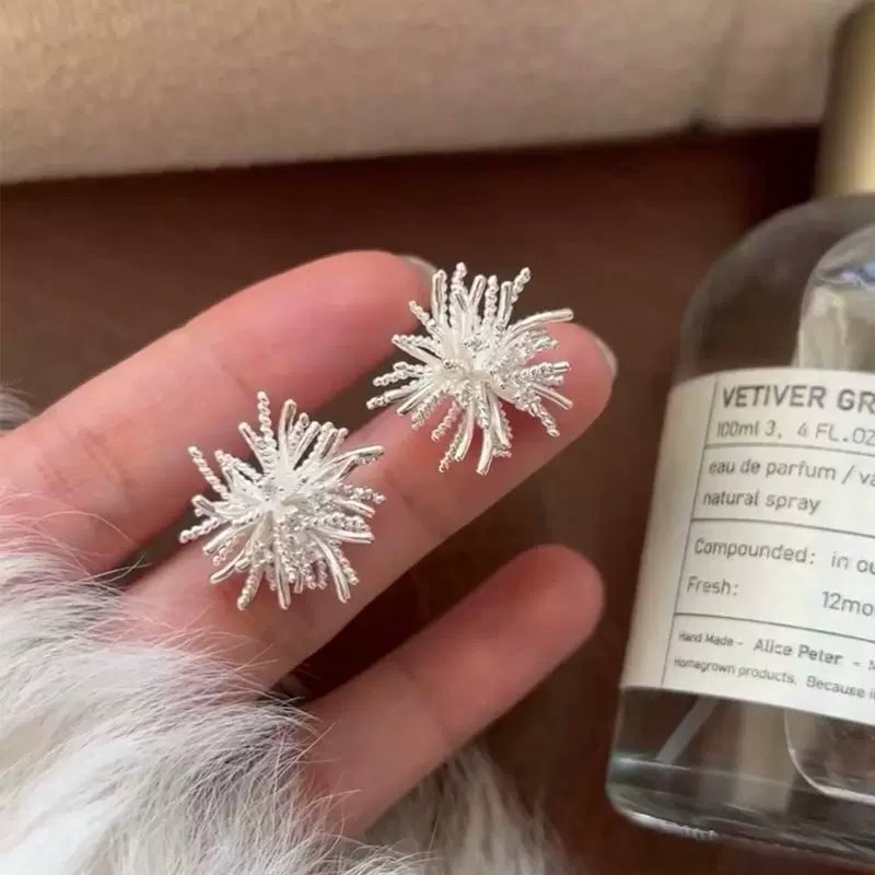 蒲公英烟花珍珠耳钉银针高级感耳环清新甜美蚊香盘无耳洞耳夹耳饰