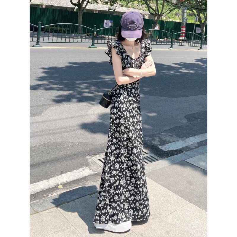 175cm Tall Women's Long Black Floral Waist-Cinching Dress, Extra-Long to the Ankle, Slimming Rose Island Style Summer Dress 175cm Tall Women's Long Black Floral Waist-Cinching Dress, Extra-Long to the Ankle, Slimming Rose Island Style Summer Dress