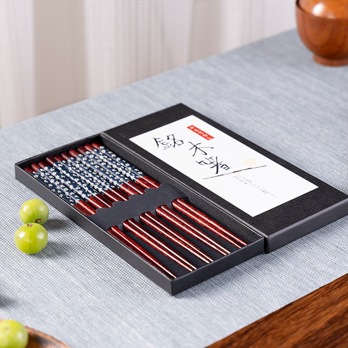Directly approved by the manufacturer, one person and one chopstick for meal sharing, hotel household chopsticks for cooking sushi, fashionable Japanese-style pointed nail chopsticks