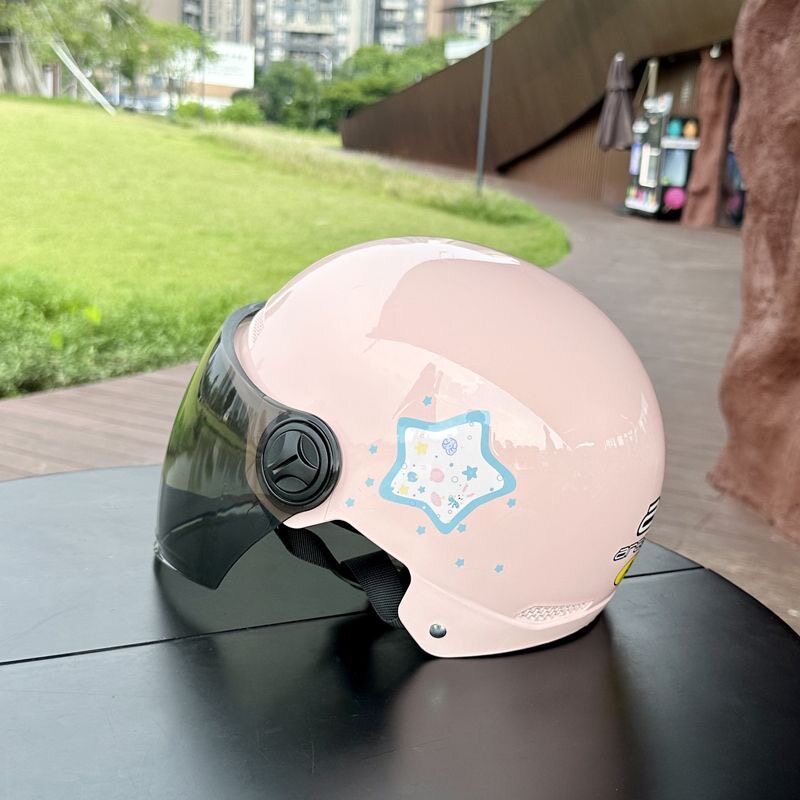 Newly certified electric vehicle motorcycle safety helmet, suitable for all seasons, sun protection, summer safety helmet, electric vehicle half helmet for men and women