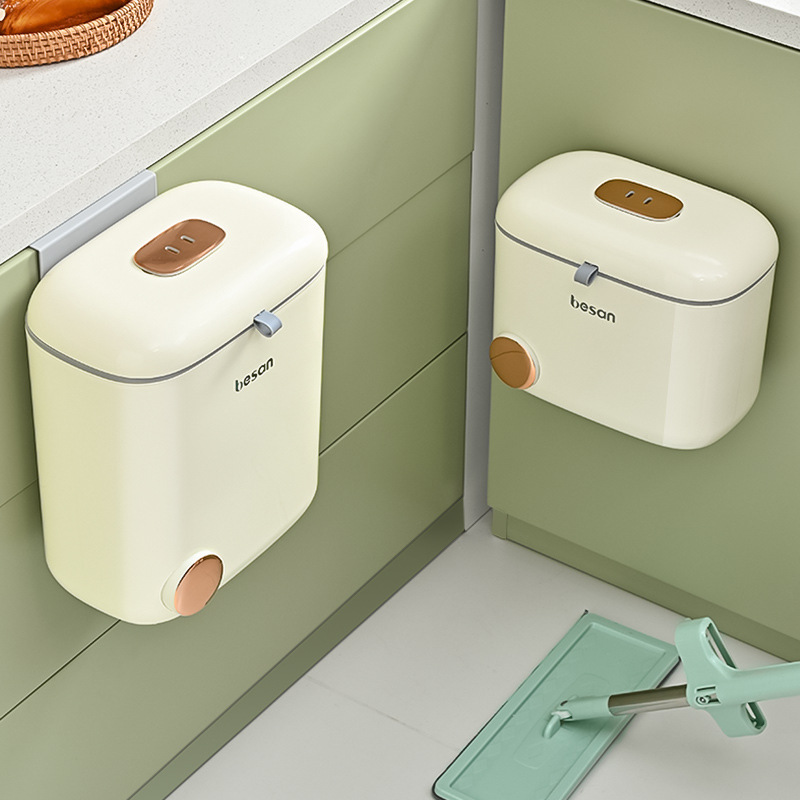 Trash Can Kitchen Hanging Storage Bucket Shaking Lid Sealed Kitchen Disposal Bucket Creative Pig Nose Cleaning Bucket Wall Hanging Sanitary Bucket