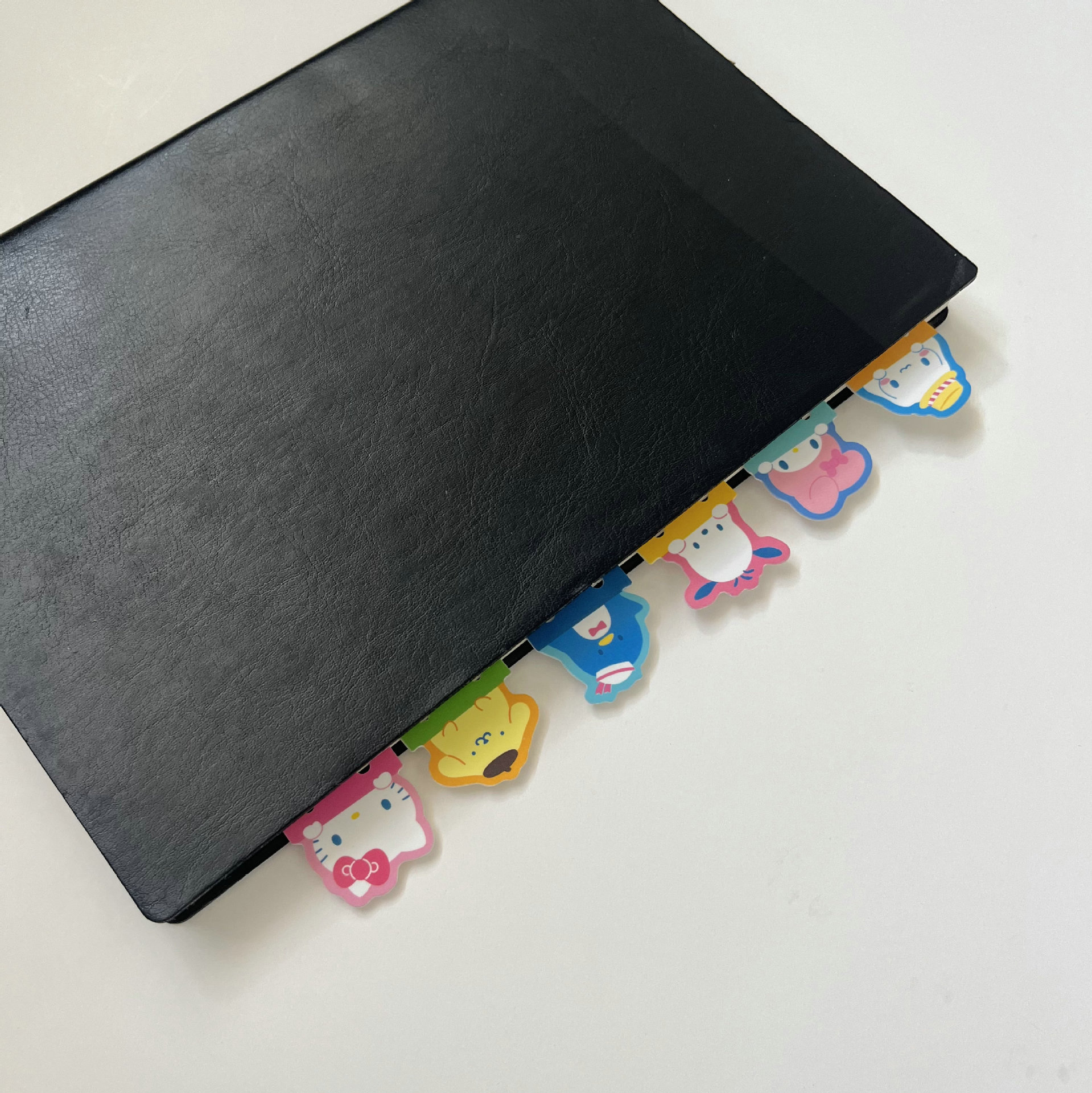 Dibujos animados pp marcador niña lindo mini hueco plug-in marcador libro de texto nota novela clip de libro