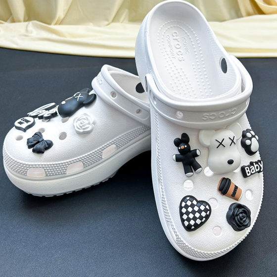 [violent bear series] hole shoes shoes flower detachable diy cartoon accessories high sense shoe buckle in stock