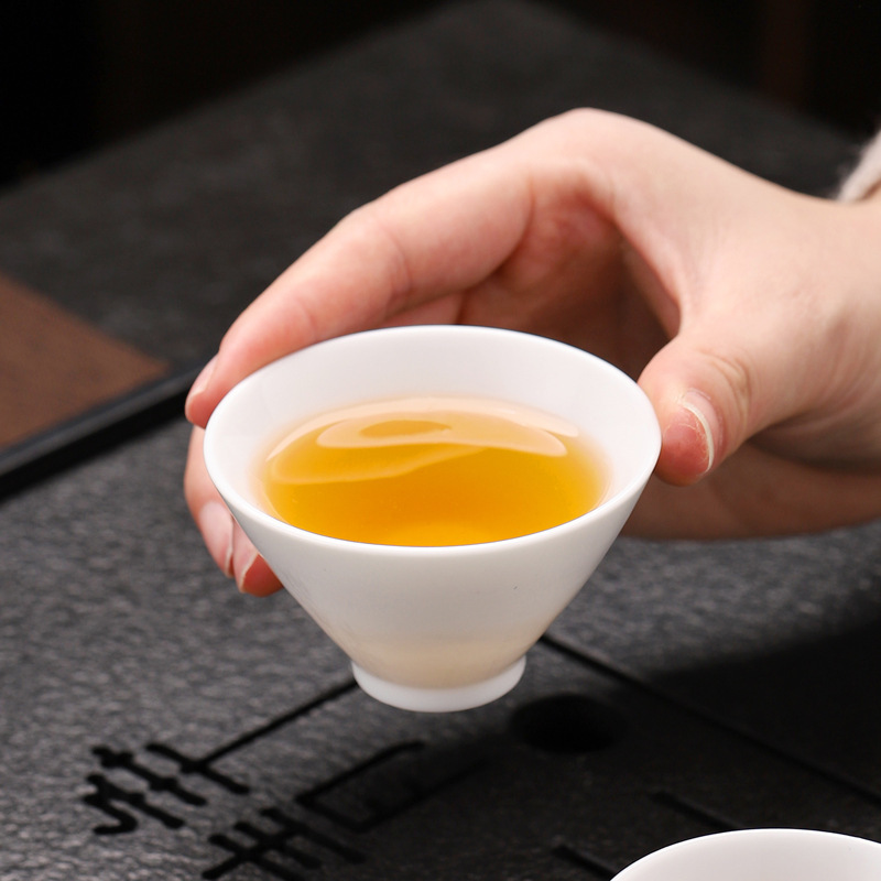 德化白瓷小茶杯批发单个功夫茶具陶瓷喝茶杯礼品个人商务礼品定制|undefined