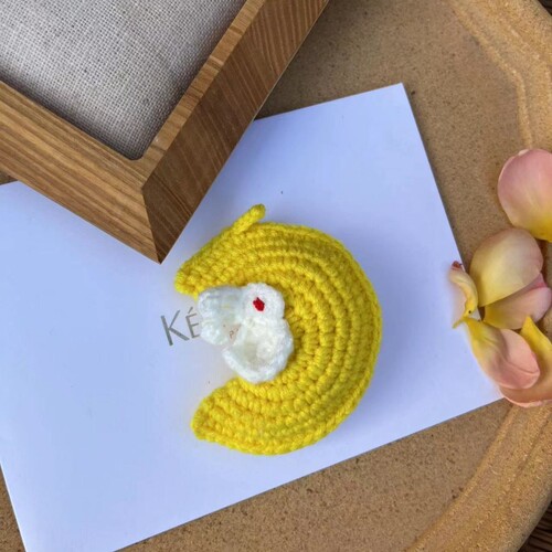Cute Knitted Wool Moon Rabbit Pendant for Mid-Autumn Festival Gift, Moon Rabbit Gift Box Pendant, Car Hanging Pendant, Finished Product