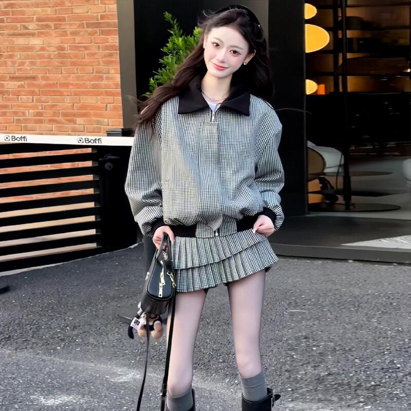 Fashion Retro Black and White Plaid Short Outwear for Women 2026 Spring New Pleated Cake Skirt Small Two-Piece Set