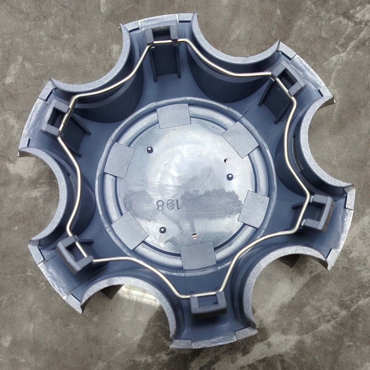 Wheel Hub Center Cap For Toyota Tacoma 05-14 4Runner SR5 03-09 Land Cruiser Prado