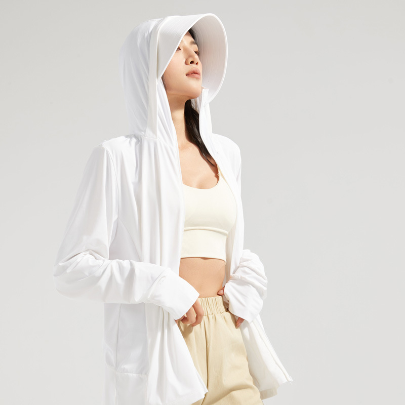カンナの下のレモンの日焼け止めの服の女性は帽子の軒のもとの糸の冷たい感を取り外して紫外線の長袖の日焼け止めの騎乗服を防ぎます。