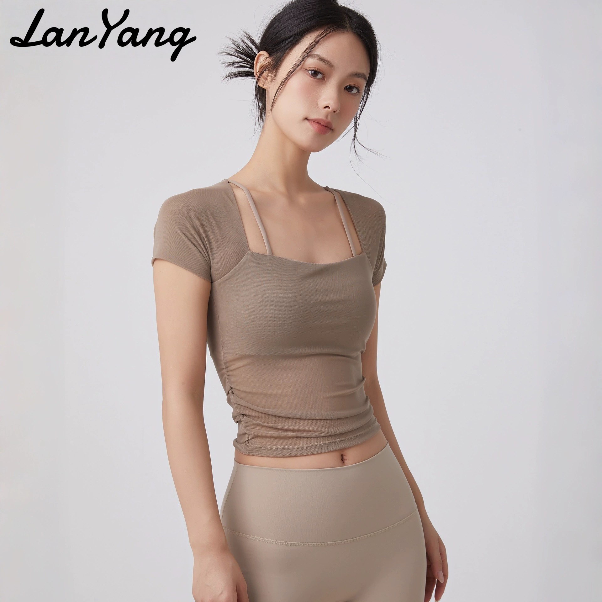 Yoga Clothes for Women with Chest Pads, Short-Sleeved T-Shirts, Sports Tops, Mesh Elegant, Slimming Look Pilates Training Fitness Clothes