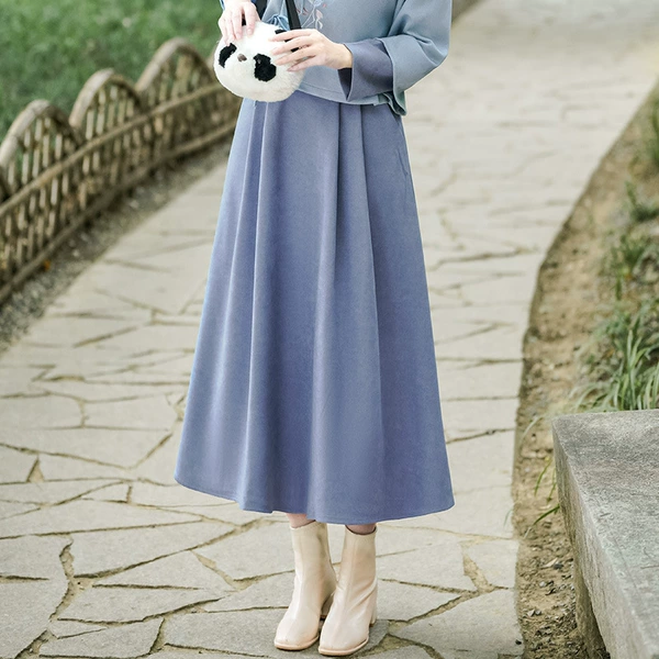 2421 dark blue skirt