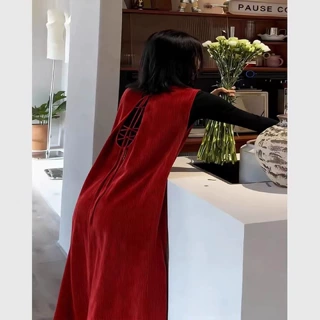 红色无袖露背绑带灯芯绒连衣裙2026新款今年流行爆款慵懒显瘦裙子