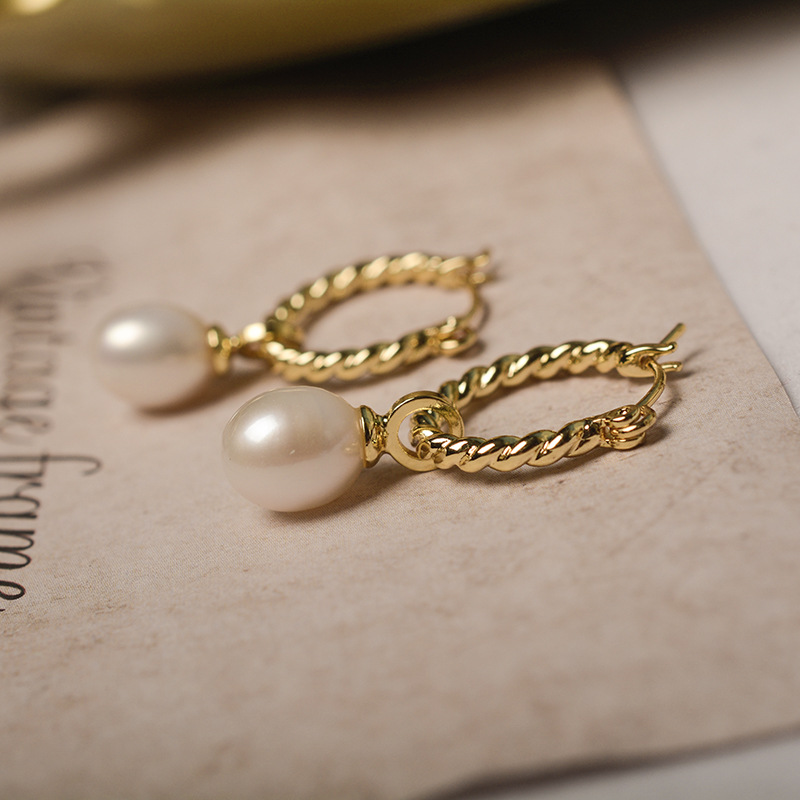 法式复古麻花扭纹耳钉 个性气质优雅高级感天然淡水珍