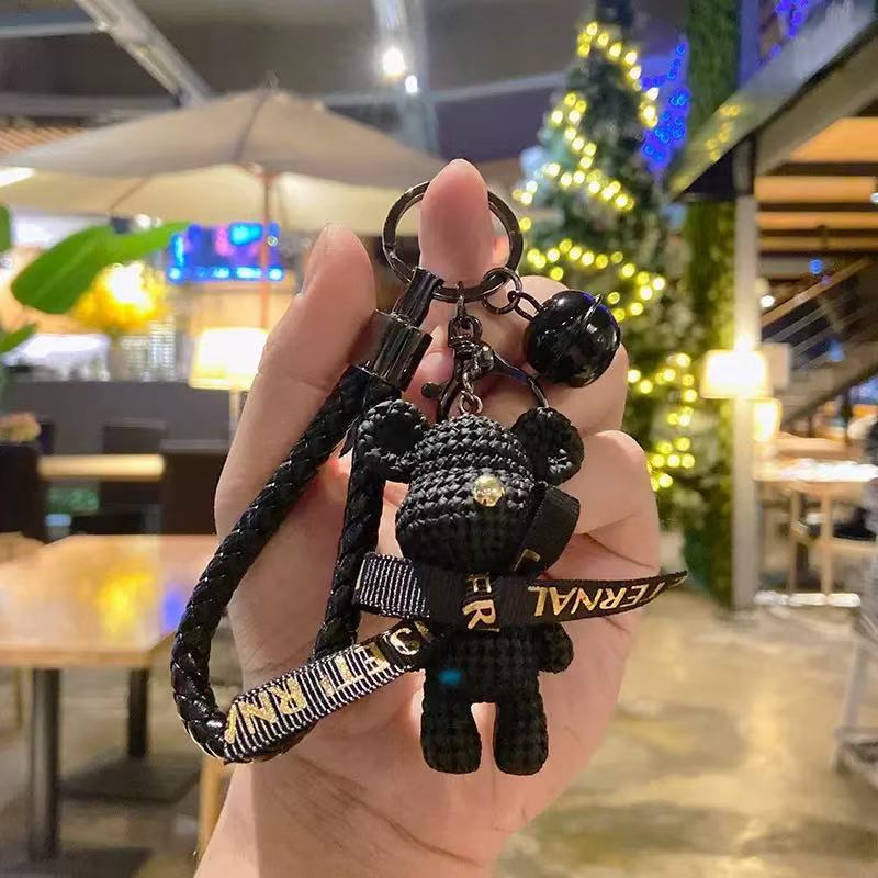 Lindo dibujos animados lana oso llavero mujer exquisita pareja colgante de coche ins mochila escolar colgante muñeca muñeca