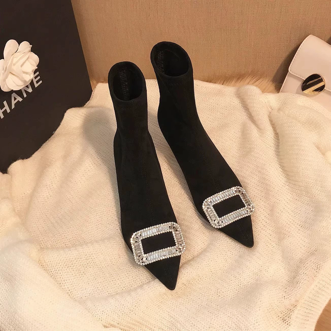 Ботильоны на резинке с квадратной пряжкой и остроконечными стразами, Новые французские ботильоны на высоком каблуке, женские тонкие сапоги 32-43, женские сапоги