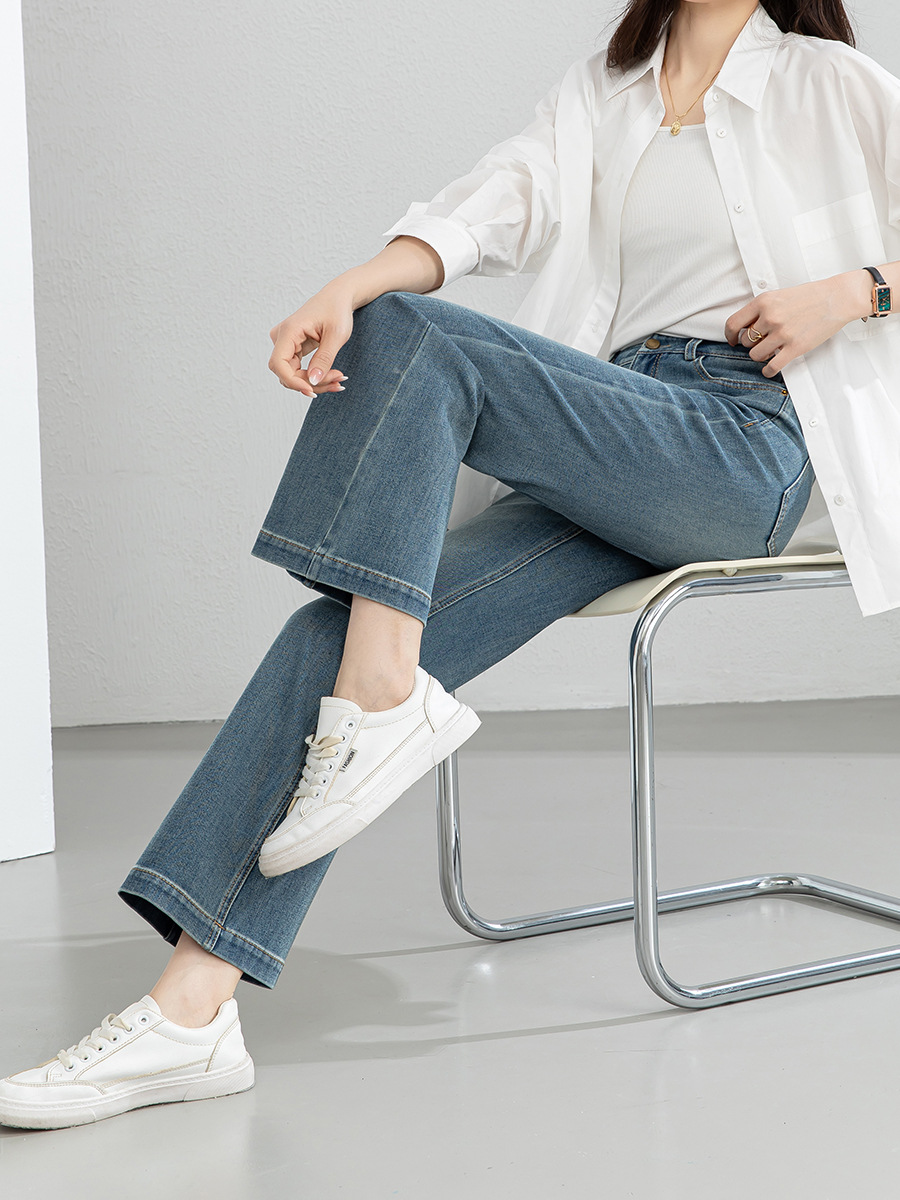 Quần jean nữ ống loe nhẹ cạp cao dáng 9 phân chất liệu Tencel — Cao bồi xanh