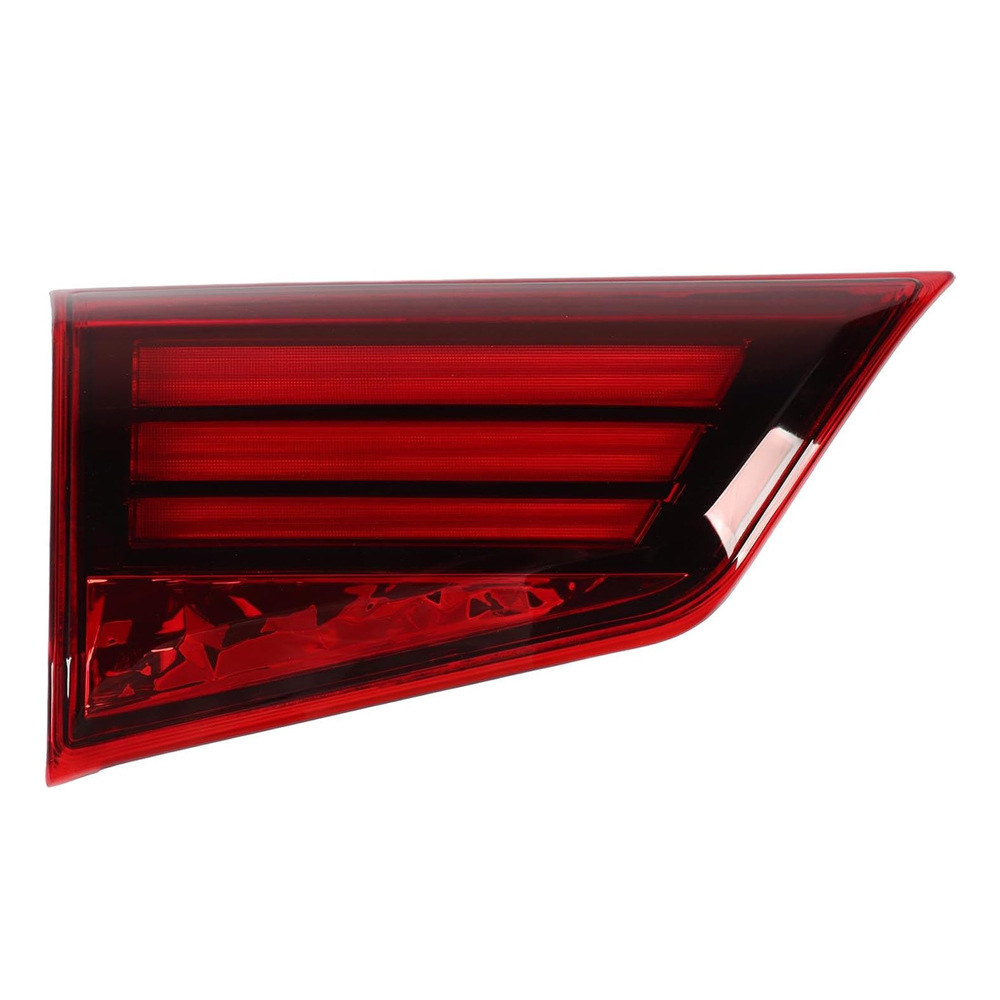 Suitable for Mitsubishi Outlander 16-19 Models Rear Tail Light Semi-Assembly, Brake Light, Reversing Light, Turn Signal Light