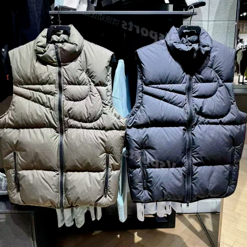 New Autumn and Winter Casual Windproof and Warm Stand-Up Collar Vest for Men, Thickened Warm Windproof Sports Vest New Autumn and Winter Casual Windproof and Warm Stand-Up Collar Vest for Men, Thickened Warm Windproof Sports Vest
