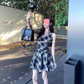 实拍 2025夏季黑白格子连衣裙女夏短裙v领挂脖吊带背心裙无袖裙子