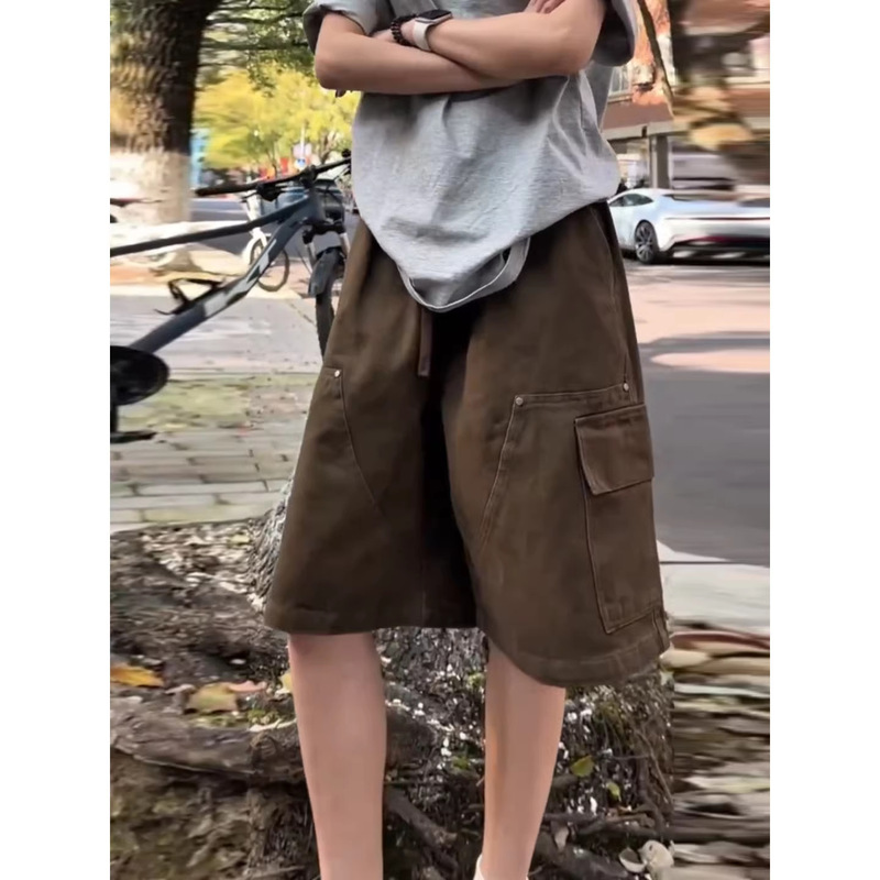 Men's Summer Work Shorts in Maillard Brown, Cleanfit, Stylish Wide-Leg Mid-Length Pants, American Old Money Style, Five-Point Pants Men's Summer Work Shorts in Maillard Brown, Cleanfit, Stylish Wide-Leg Mid-Length Pants, American Old Money Style, Five-Point Pants