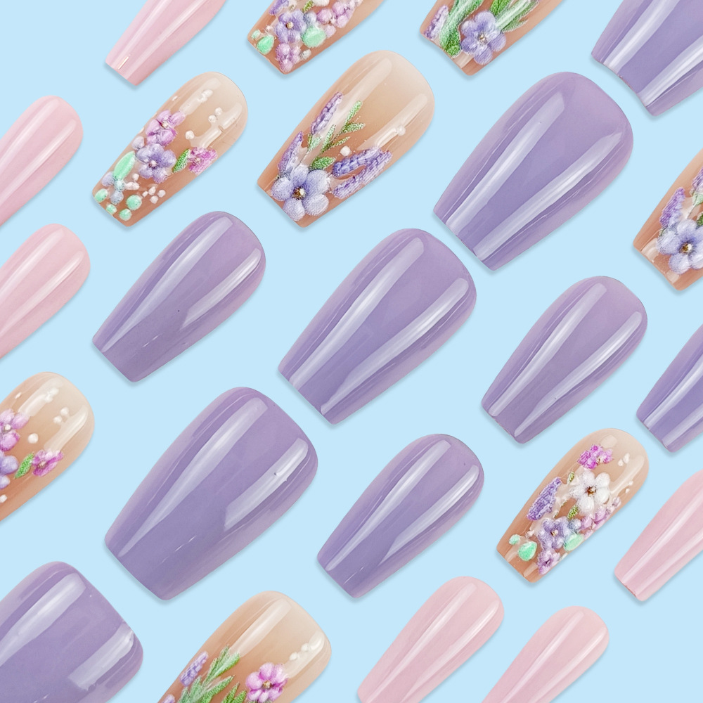 Parche de uñas en relieve de flores transfronterizas 24 piezas de uñas de uñas moradas europeas y americanas