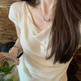 连衣裙;时尚休闲套装;女式针织衫