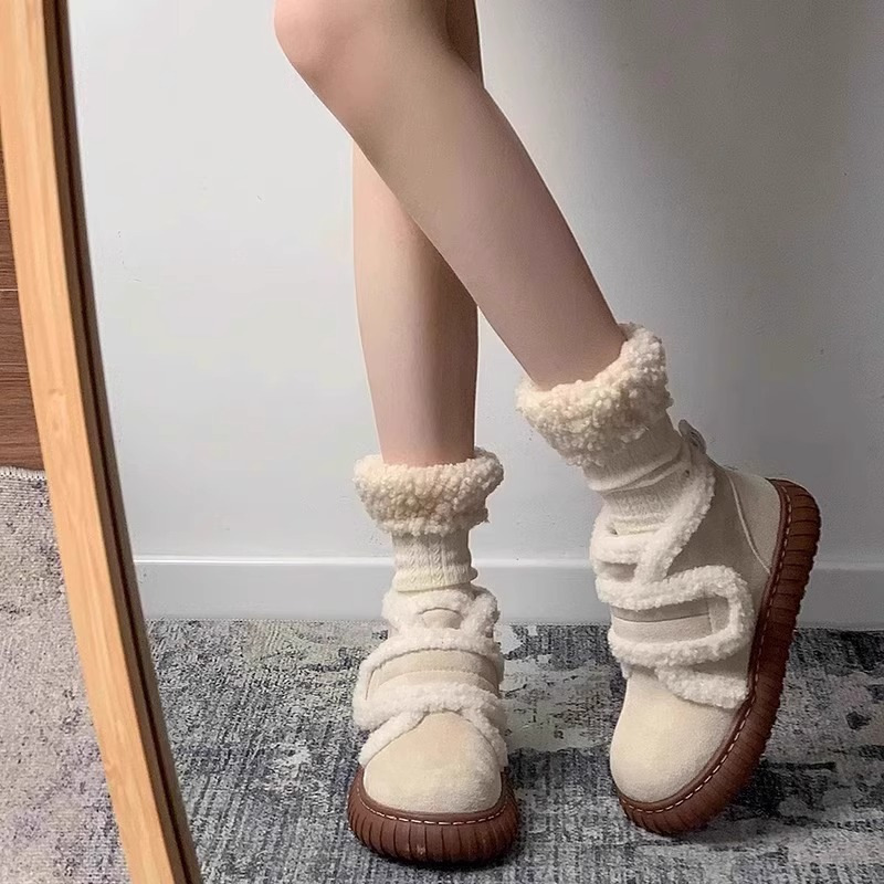 Magia coreana más vello y zapatos de algodón antideslizante grueso 2025 invierno y otoño nuevo calentamiento calentamiento de lana gruesa botas de nieve