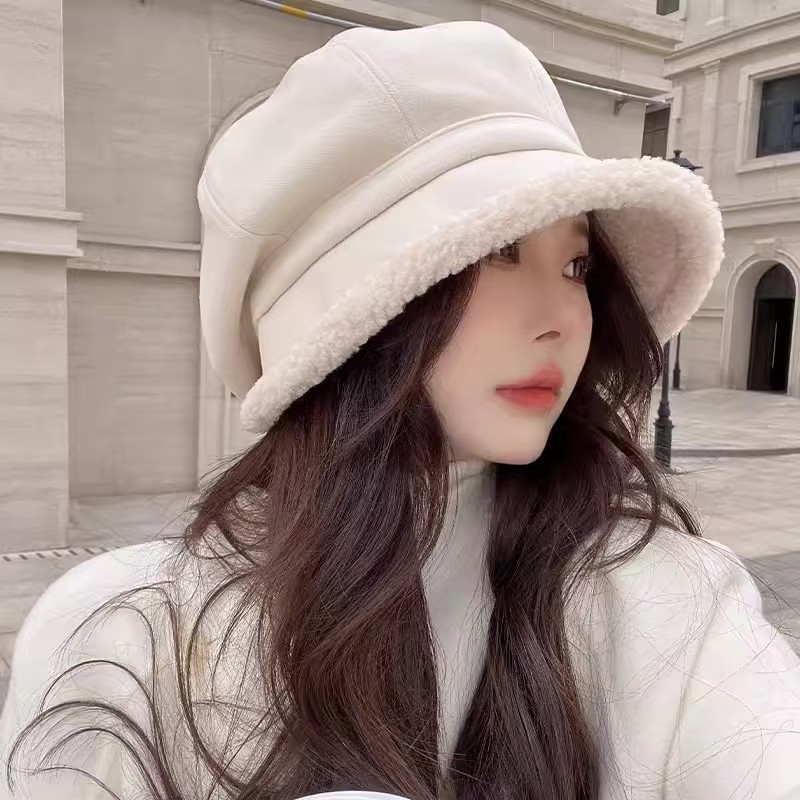 Women's Octagonal Beret With Fleece Ear Protection Lamb Wool Hat_voghion.com