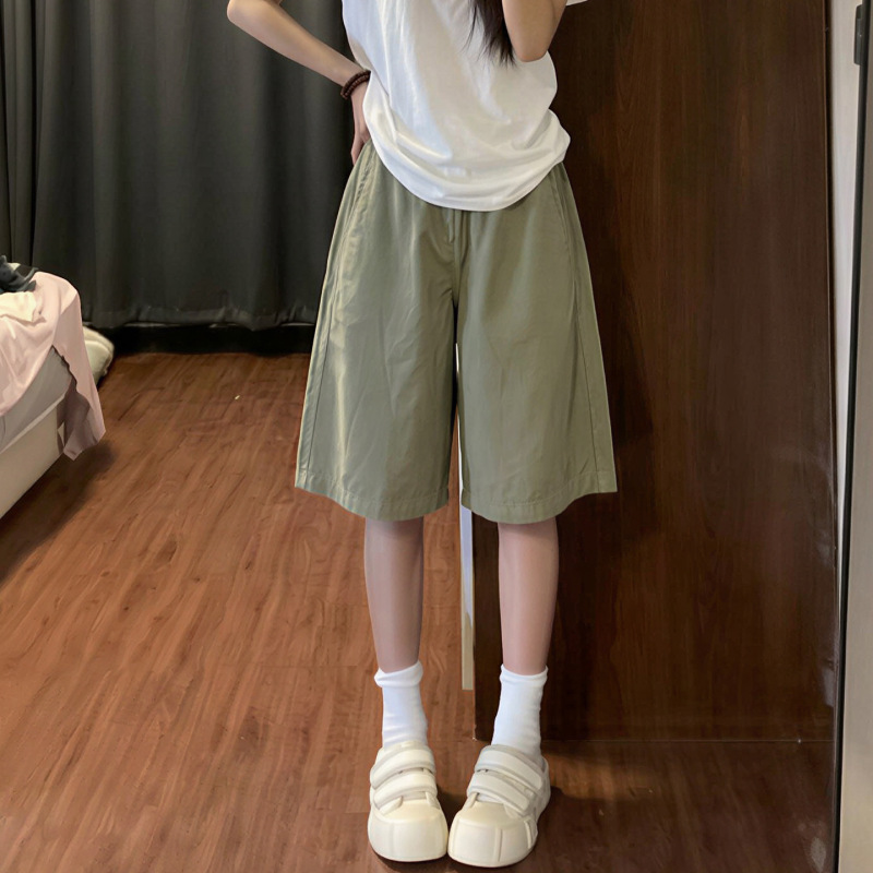 Olive Green Japanese-Style Casual Shorts for Women, 2026 Spring/Summer New Style, Simple Loose High-Waisted Quick-Dry Work Shorts