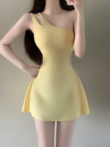 New Arrival Hot-selling Luxury Sexy One-Piece Swimsuit for Women: Perfect for Small Busts, Tummy-Smoothing Design, and a Slimming Effect—Ideal for Resort Getaways