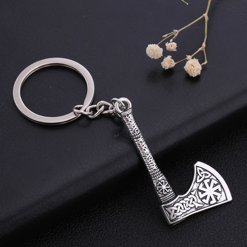 Factory direct sales Nordic personality retro style Viking ax pendant fashionable new versatile alloy ancient silver keychain