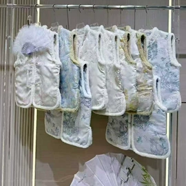 女装杂款包;羽绒服;连衣裙