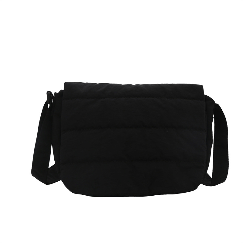 Bolso cuadrado pequeño simple casual diario Versión coreana del diseño de personalidad ligero de primavera popular bolso cuadrado pequeño de mensajero de un solo hombro