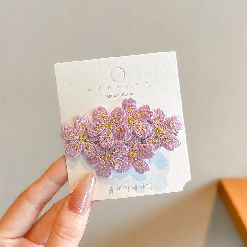 Primavera nuevo estilo flor de cerezo bordado flor horquilla para el cabello exquisito tocado para niños accesorios para el cabello temperamento suave clip lateral clip BBB al por mayor