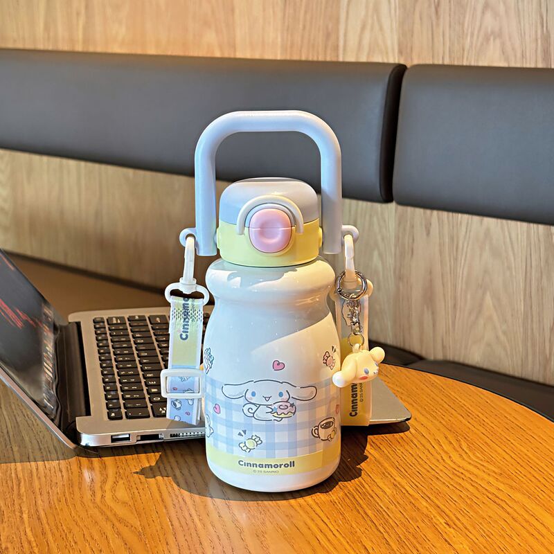 可爱三丽鸥家族系列牛奶一杯双饮保温杯可调节杯绳便捷硅胶吸管杯|undefined