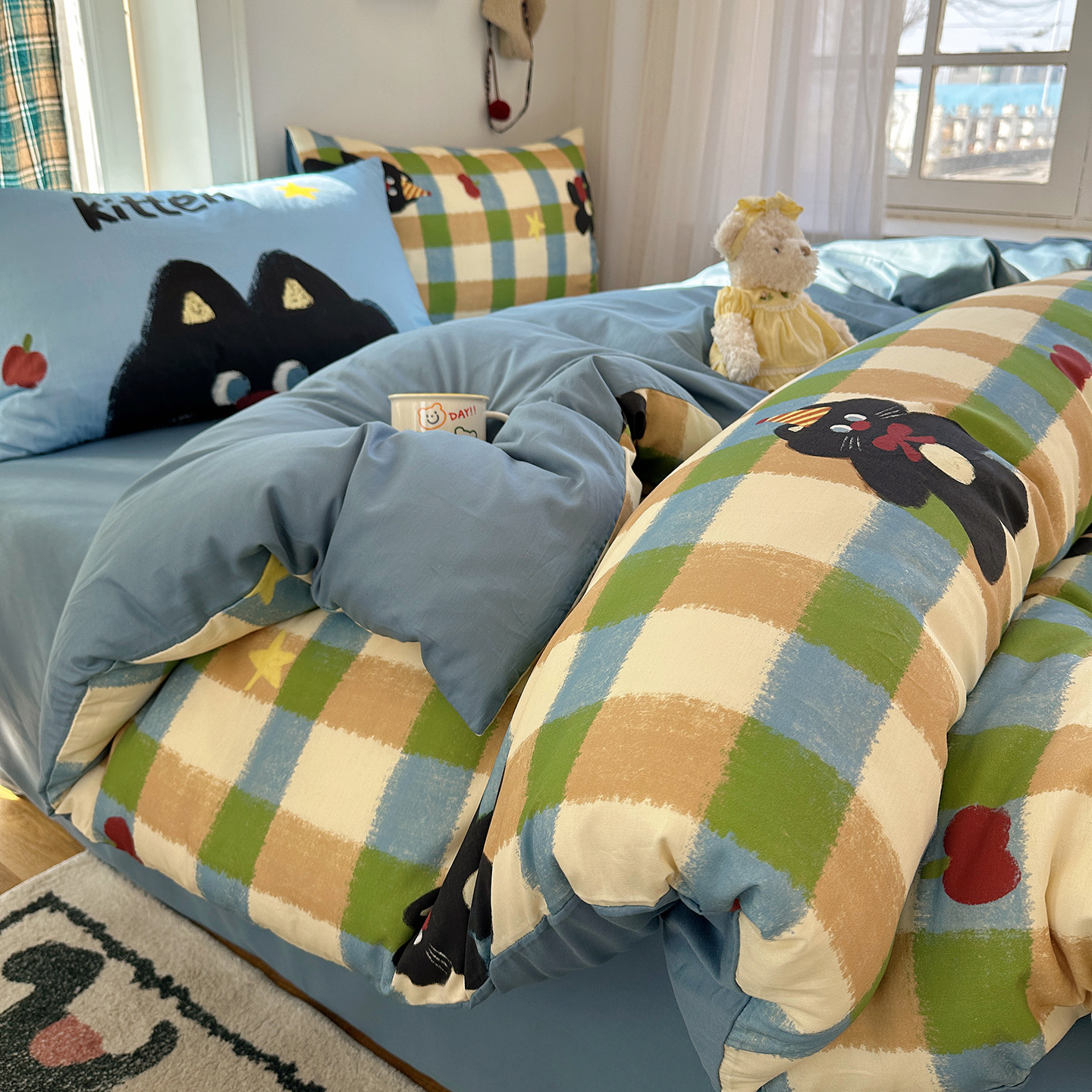 Mezcla de algodón impresa digital grande funda de almohada pequeña serie fresca gatos lindos cuatro piezas dormitorio tres piezas cama