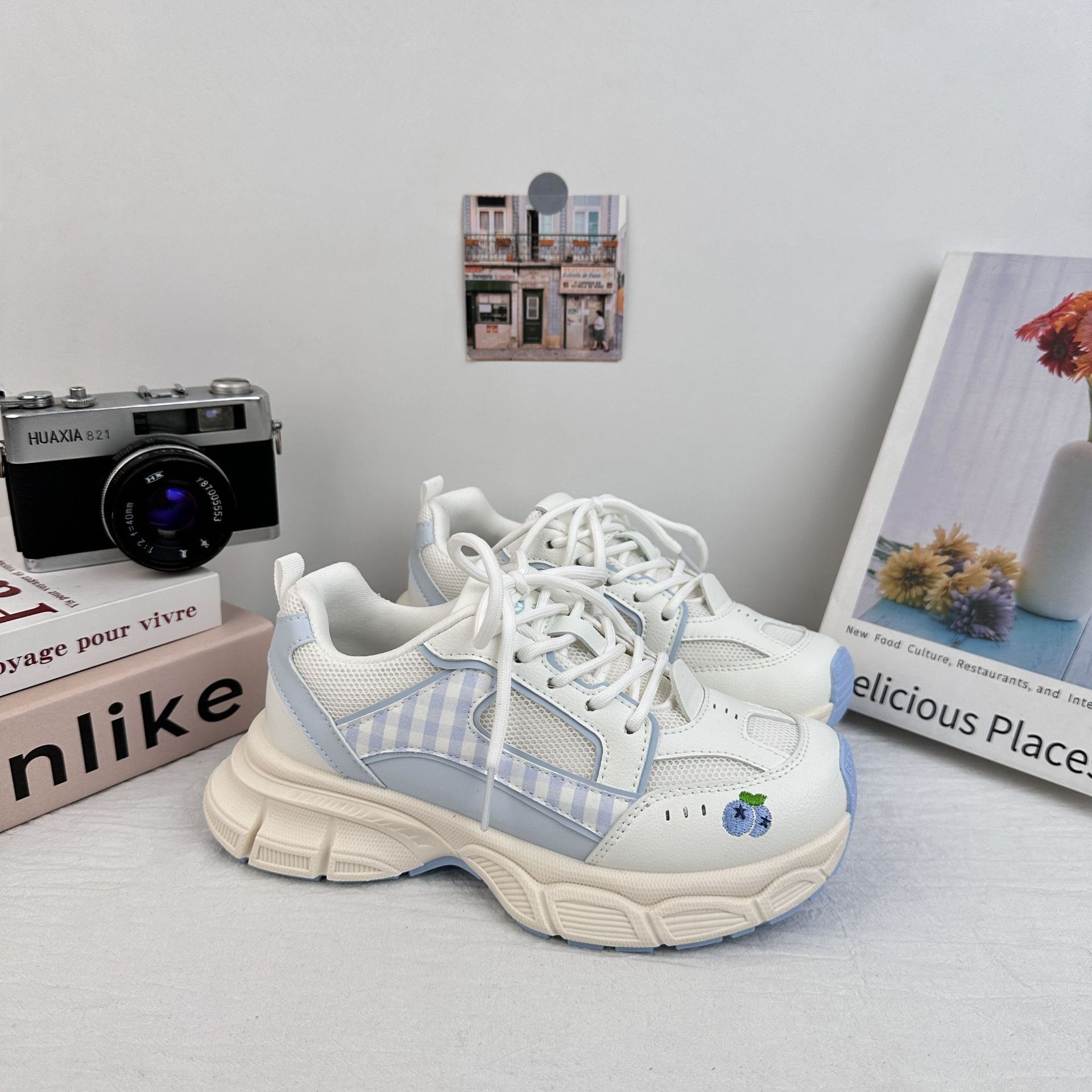 Zapatos de papá de suela gruesa de onda lejana para mujer 2025 nuevos zapatos de red de verano para mujer zapatos de deporte de ocio con superficie de malla transpirable para mujer