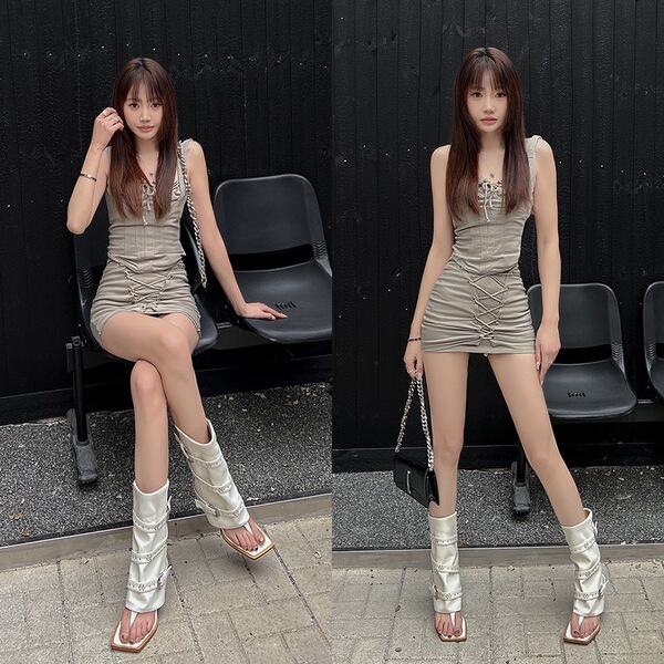 Belt heels pointed-toe with studs