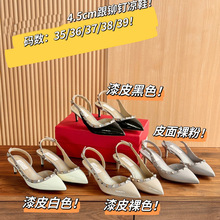 代购级品质~~法式小仙女新款时尚简约造型尖头铆钉凉鞋时髦高跟鞋