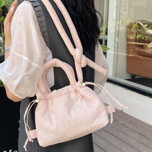 �羳���R�d�����p�����q�ޕr�����ữ�y���p��μ�б��ˮͰ��