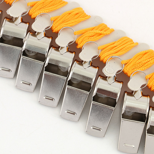 Metal activity competition referee whistle, seaside lifeguard survival props, environmentally friendly and non-toxic cheering props wholesale