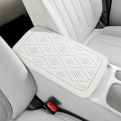 Armrest box pad: armrest box protective cover, car
