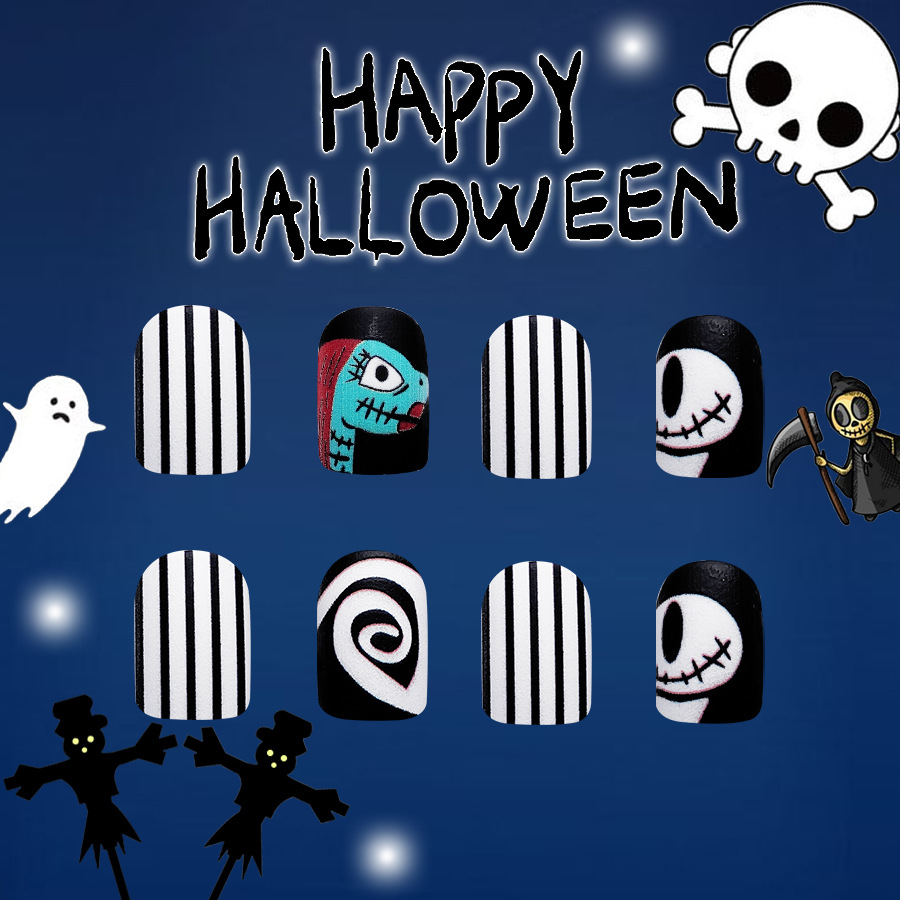 Armure carrée courte givrée Halloween crâne mignon visage étrange rayures noires et blanches portant un patch nail art commerce extérieur 24 pièces_voghion.com