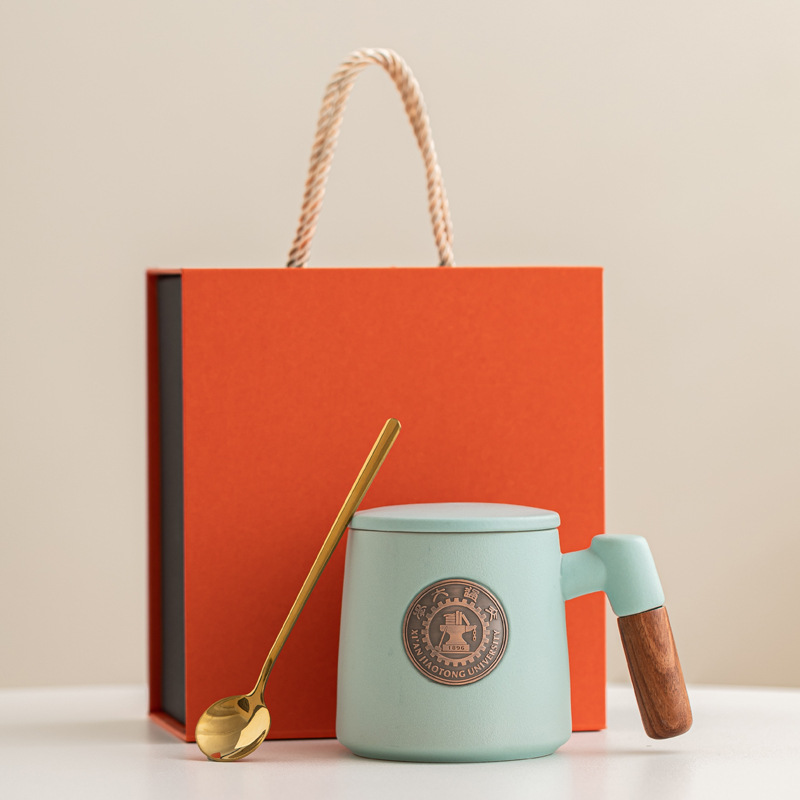 Festival del Medio Otoño regalo de mano mano mano mano de bronce con filtro ins Wenchuang pequeña taza fresca regalo de apertura escolar al por mayor