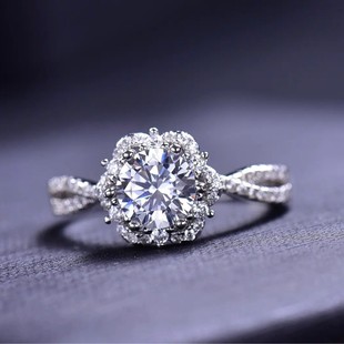 1������ɯ����÷���ΰ��İ˼��PT950�M�Ť��΢��_�ڽ�ָŮ���