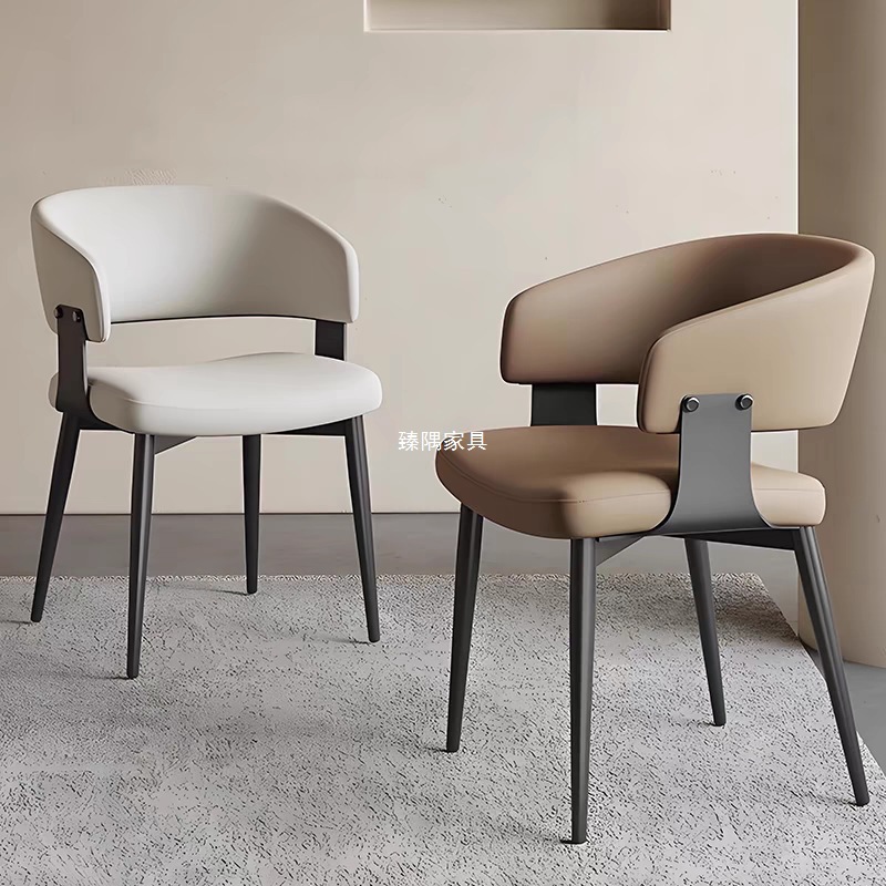 Mesa y silla de comedor minimalistas italianos 2025 nuevo estilo de lujo ligero de alto nivel sensación de respaldo casero taburetes de té silla de respaldo medieval
