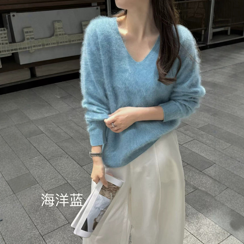 (40 colors available) Cashmere and wool blend V-neck sweater, women's wool base layer, silk blend, relaxed fit, solid color sweater