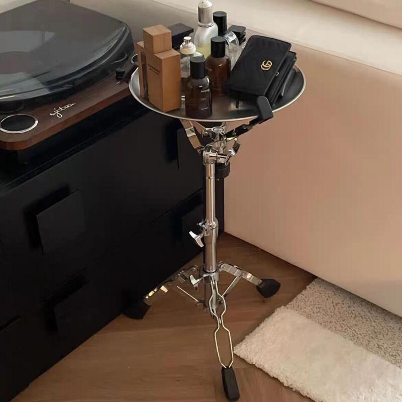 インターネット有名人の小さなラウンドテーブル、メカニカルスタイルの金属製の装飾品、バルコニーの小さなテーブル、リビングルームのソファサイドテーブル、ベッドサイドテーブル、カフェの小さなテーブル|undefined