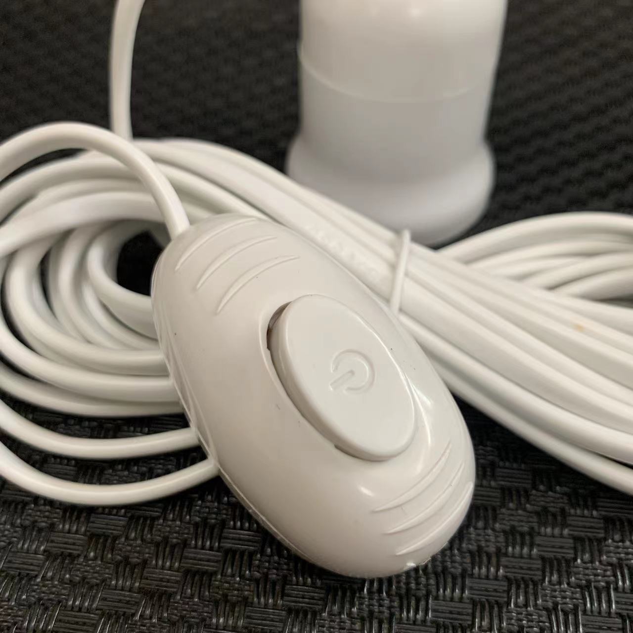 De estilo americano de dos enchufes colgante E27 tornillo móvil cable de extensión con gancho interruptor portalámparas tornillo portalámparas
