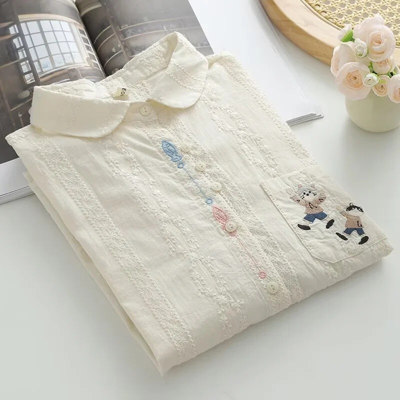 Children's Fun Summer New Product Cute Flap Pocket Pants Cat Embroidered Lace Jacquard Versatile Short-Sleeved Shirt Women's Bottoming Shirt